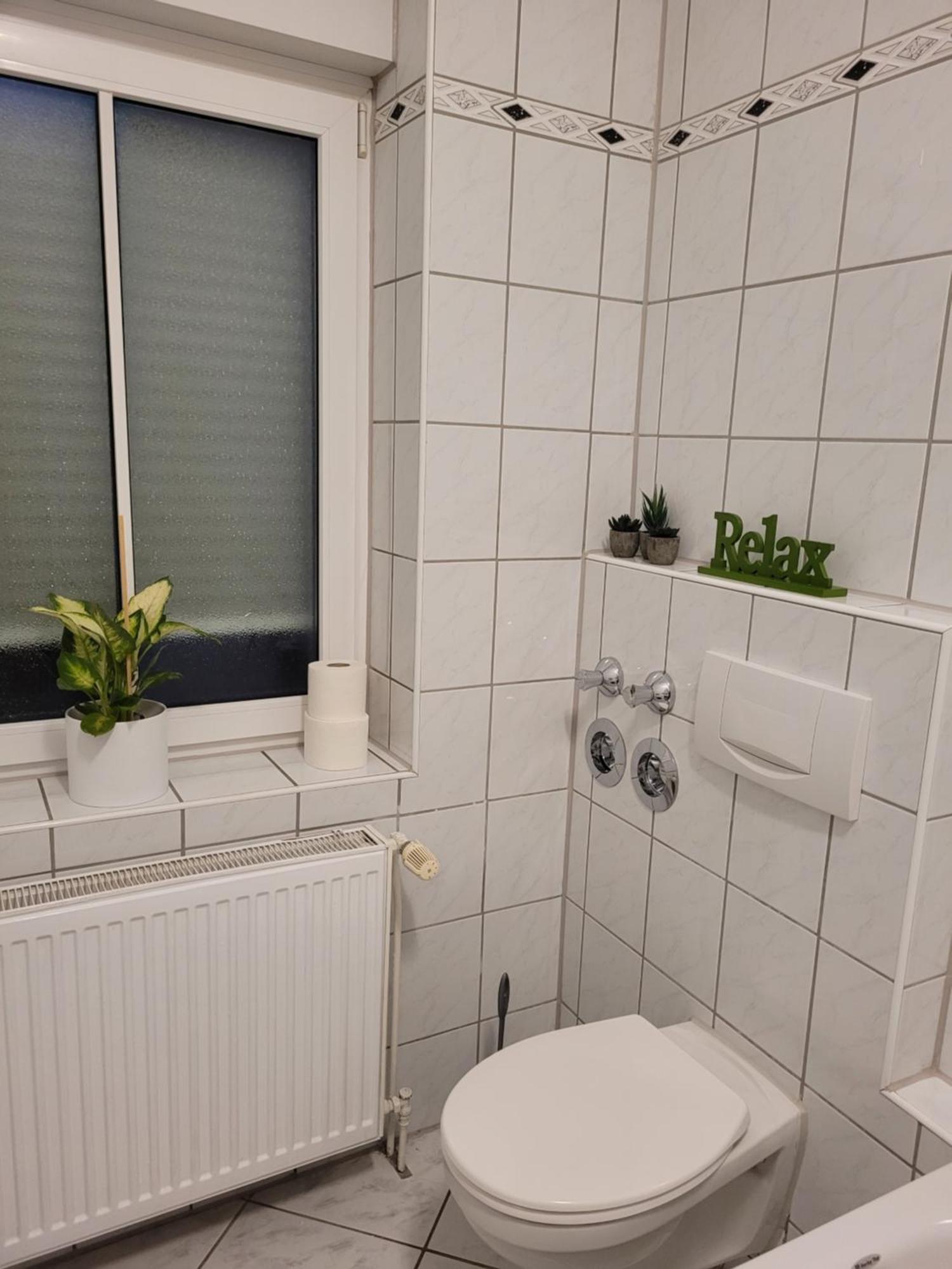 Wohnung In Oberhausen: Zentral & Ruhig, Eigener Eingang Oberhausen  Exterior photo